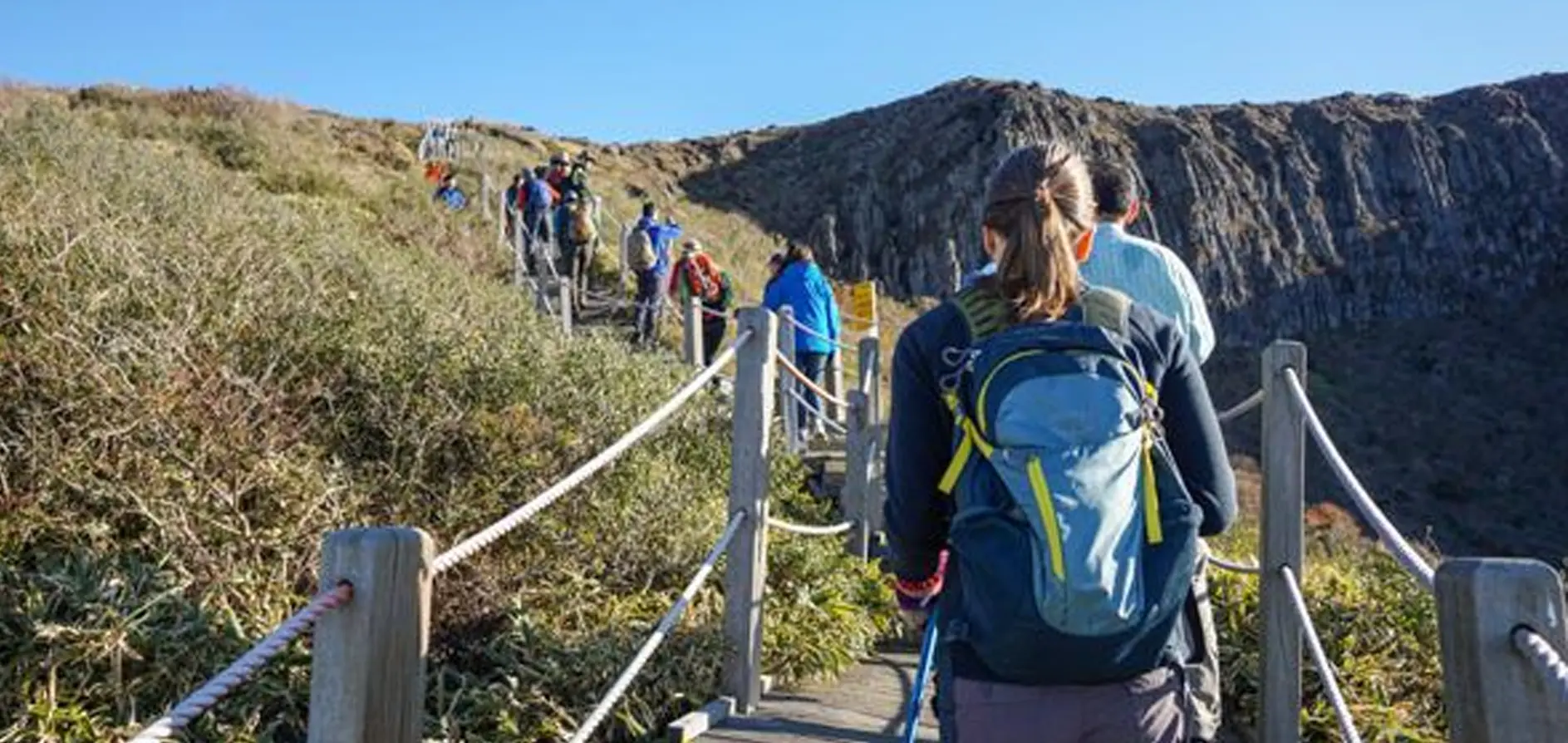Hiking Tips For The Yeongsil Trail On Mount Hallasan Hiking Tips For The Yeongsil Trail On Mount Hallasan